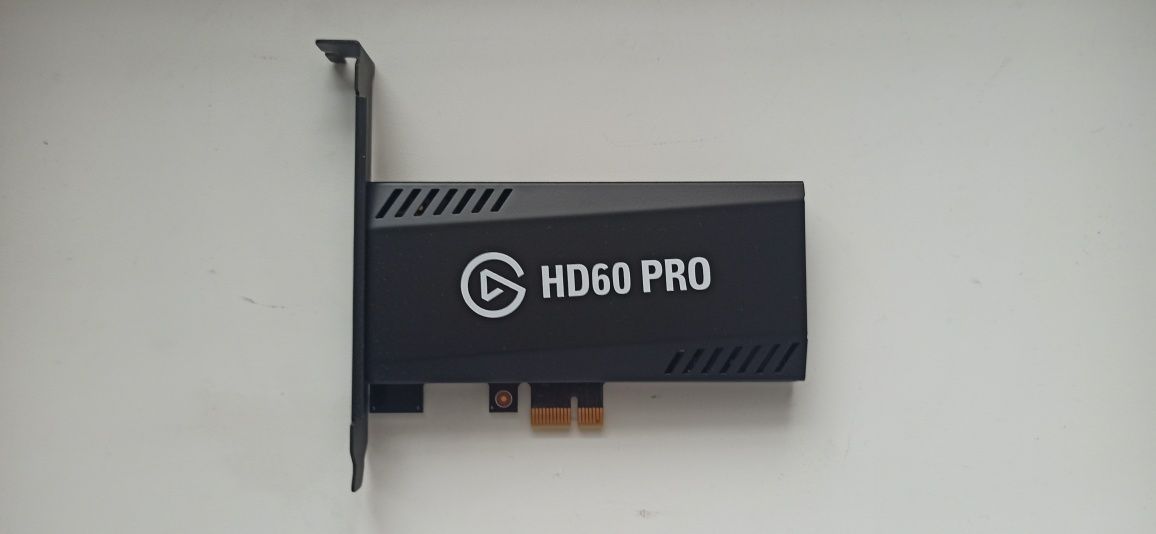 Карта видеозахвата Elgato HD60 Pro. Плата захвата