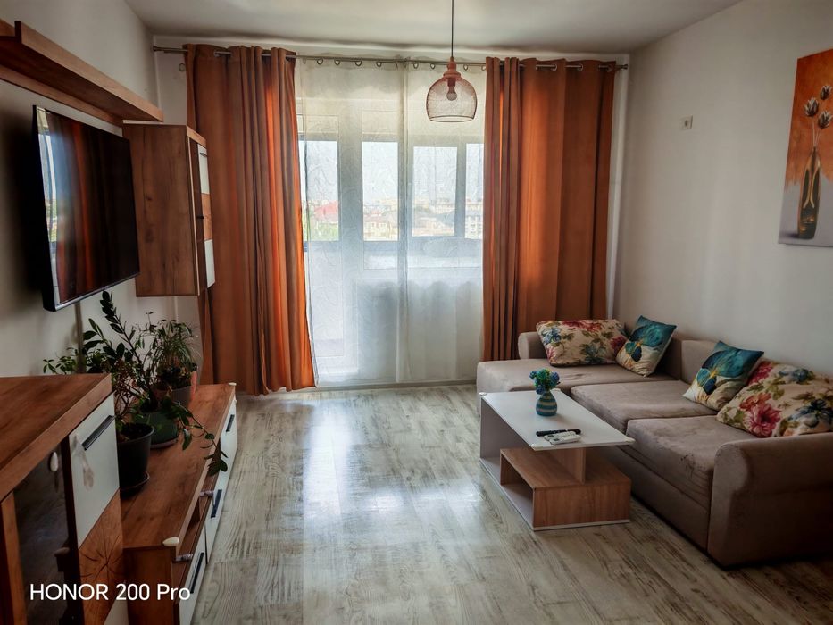 Privat - Inchiriez apartament 3 camere