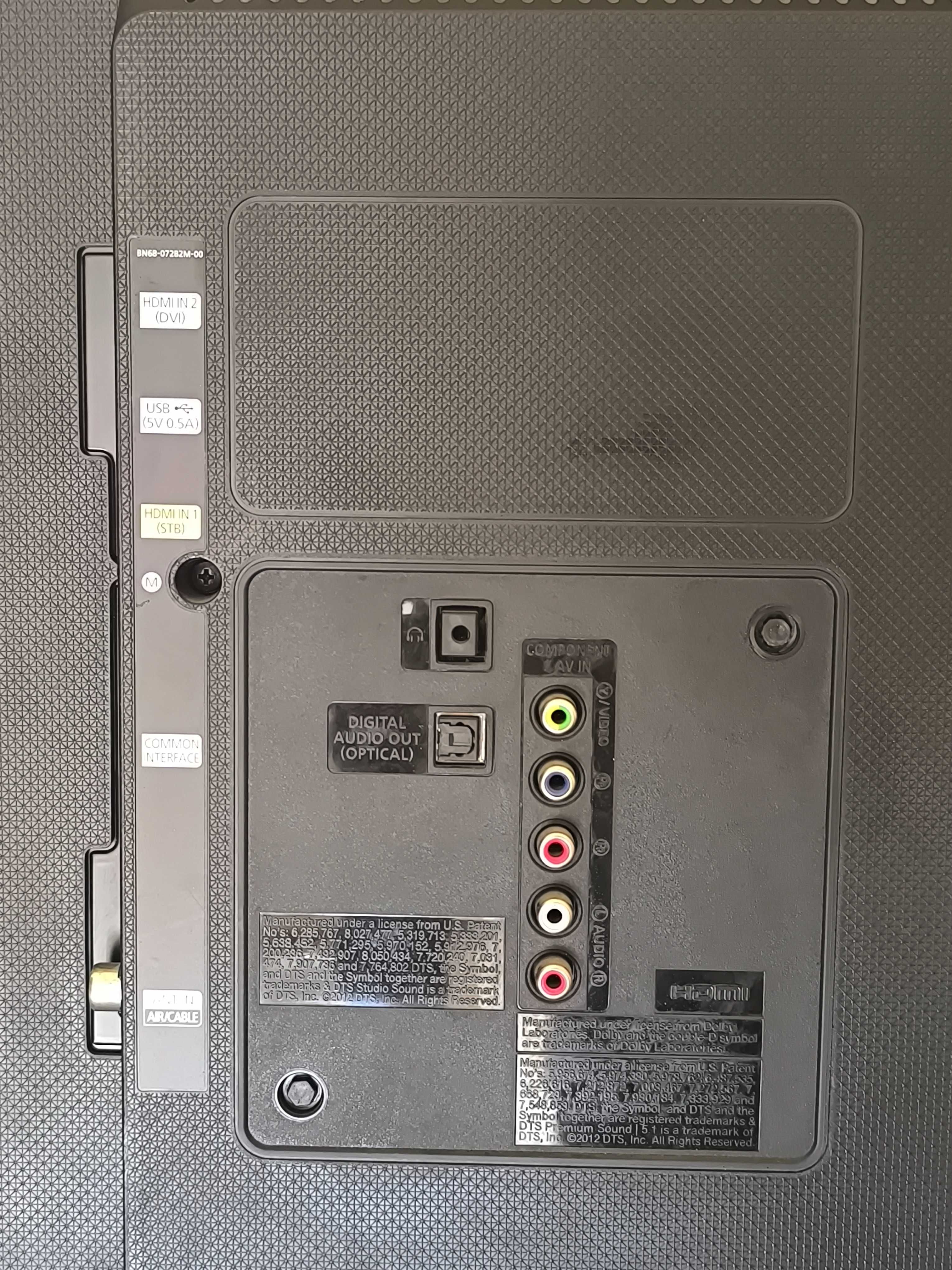 Телевизор Samsung (Самсунг) UE40J5000AWXBT - счупен дисплей