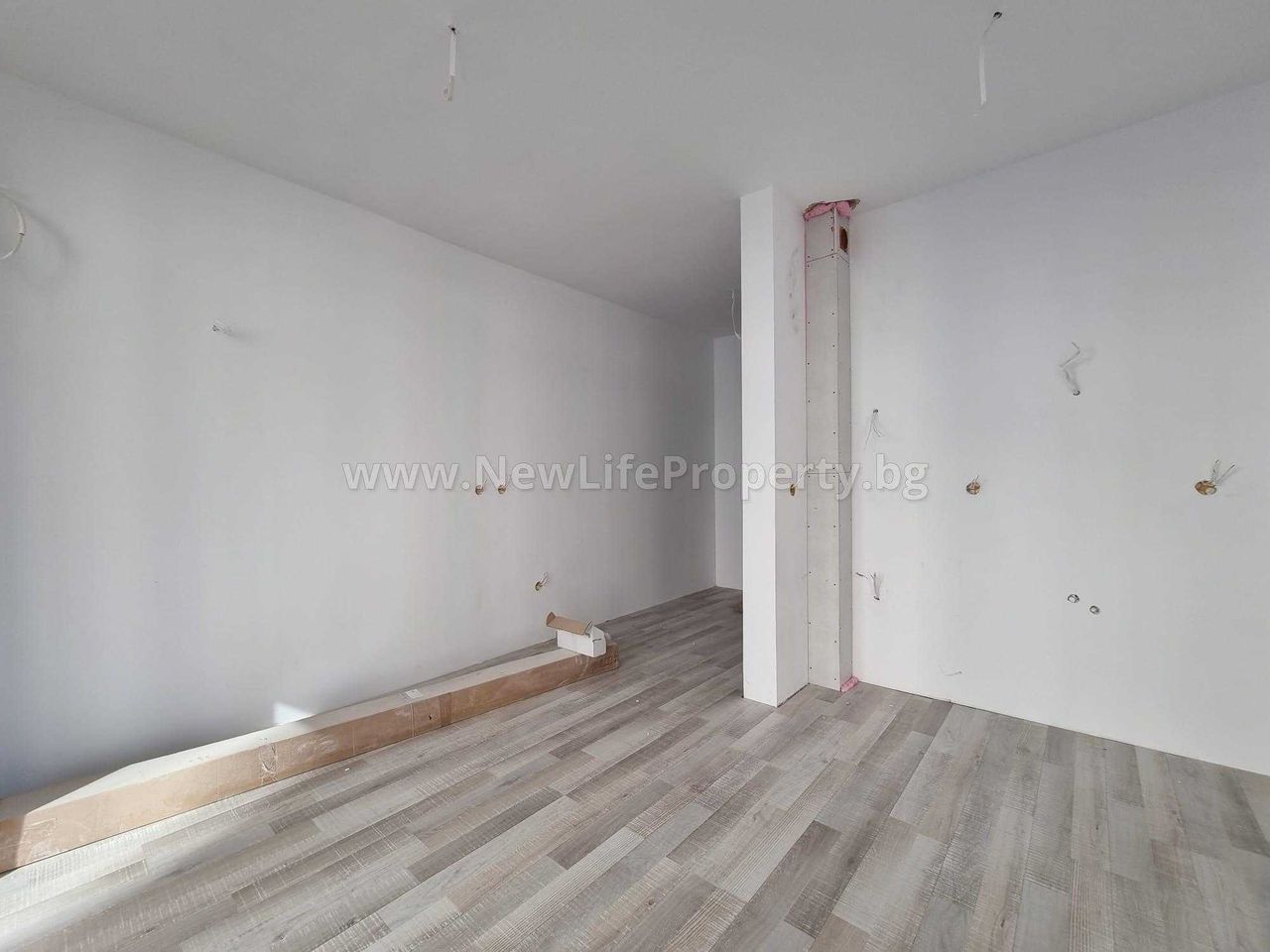 Продава се Двустаен апартамент в Свети Влас - 63 кв.м за 1295 €/кв.м - Снимка #8