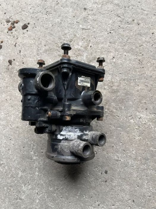 supapa comanda remorca man tga 81.52301.6206