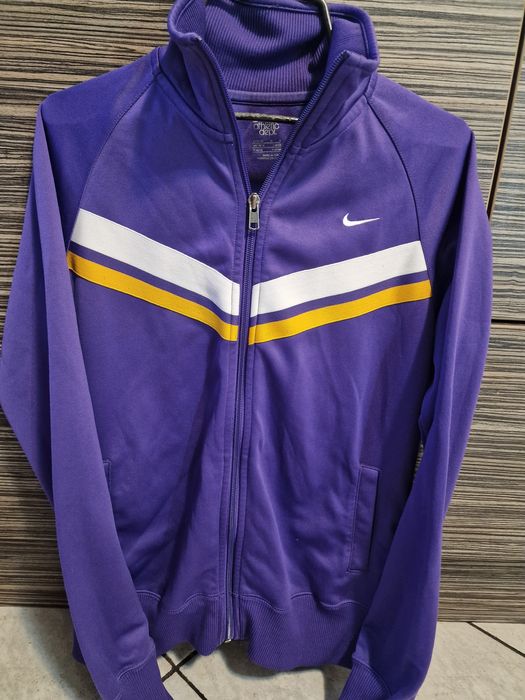 Nike дамска лилава горница