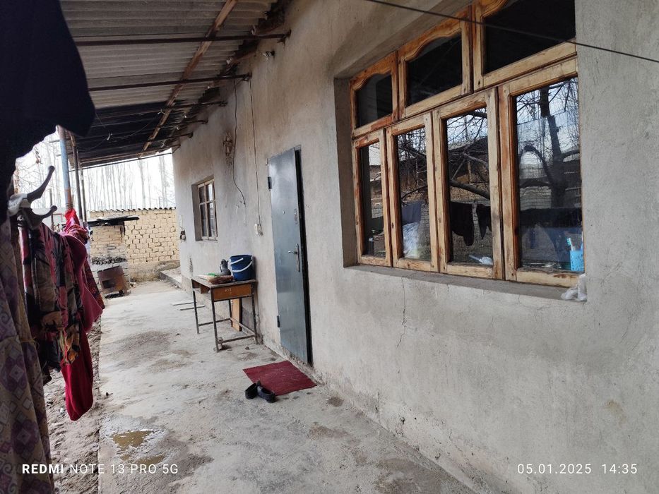 Уи сотилади срошна 6хона+5хона подвал