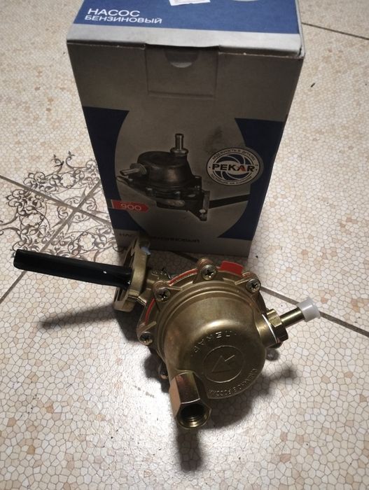 Бензонасос механический двигатель 402 Сотка  на Газель