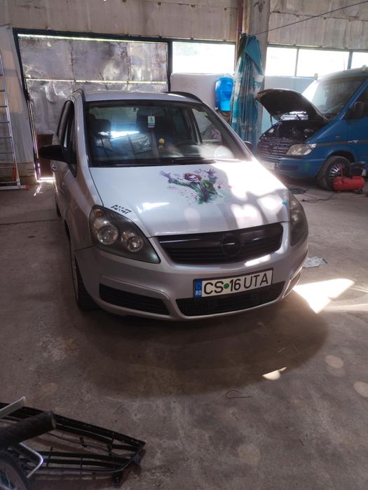 Vand Opel Zafira B 1.9 Diesel 7 locuri