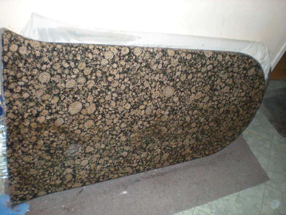 Гранитни плотове 5см