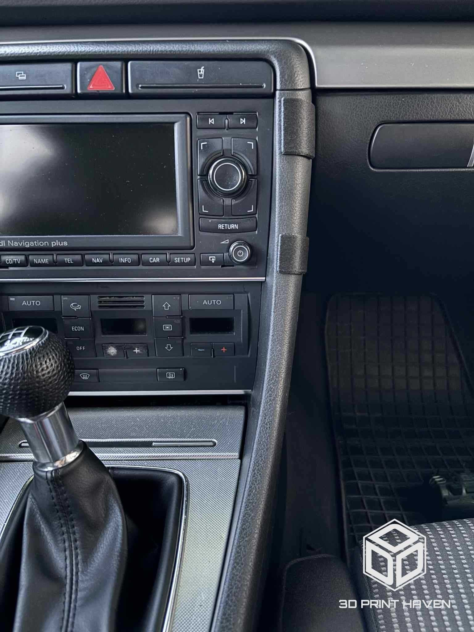 Капачки / тапи за Audi A4 B6-B7 – За премахване на оригиналния телефон
