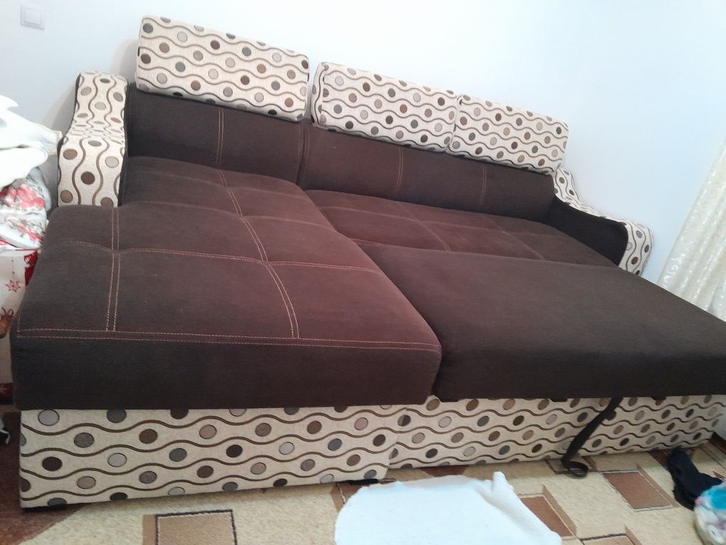 Vind sofa extensibilă