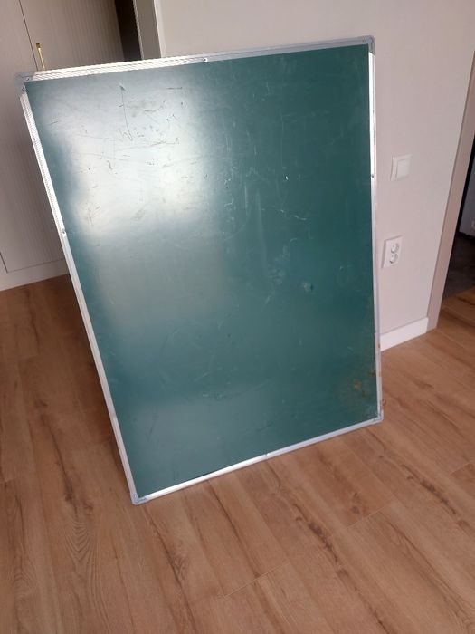 Маркерная доска в отличной состояние продам