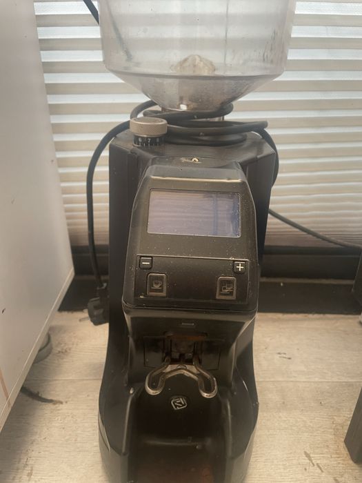 Кофемашина и кофемолка