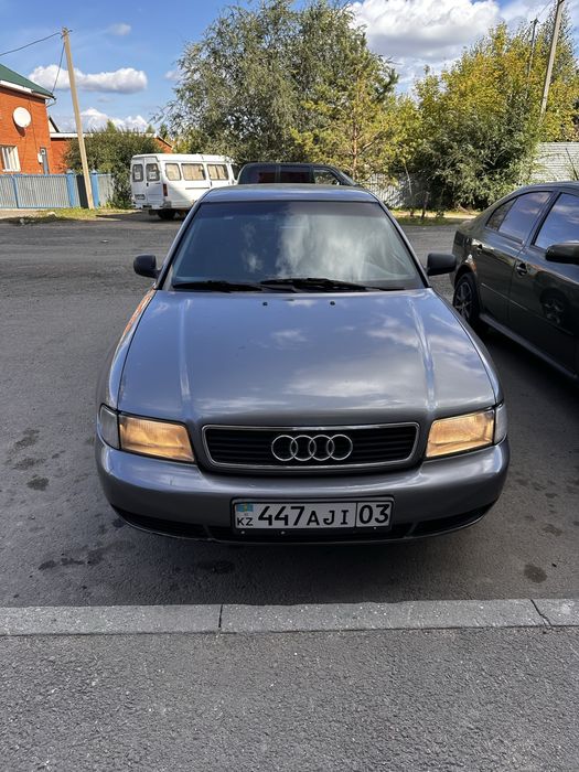 Audi A4 b5 (1995г)