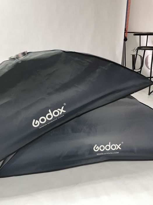 Продам два стрипбокса Godox