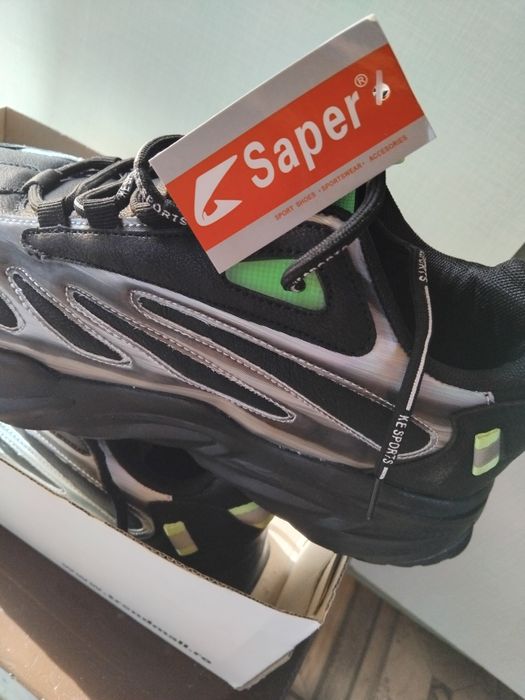 Adidași bărbați 44 Saper. NOI CU ETICHETA.