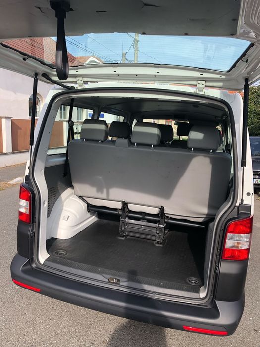 Vw transporter T5/ 2011, motor 2.0 TDI, 9 locuri