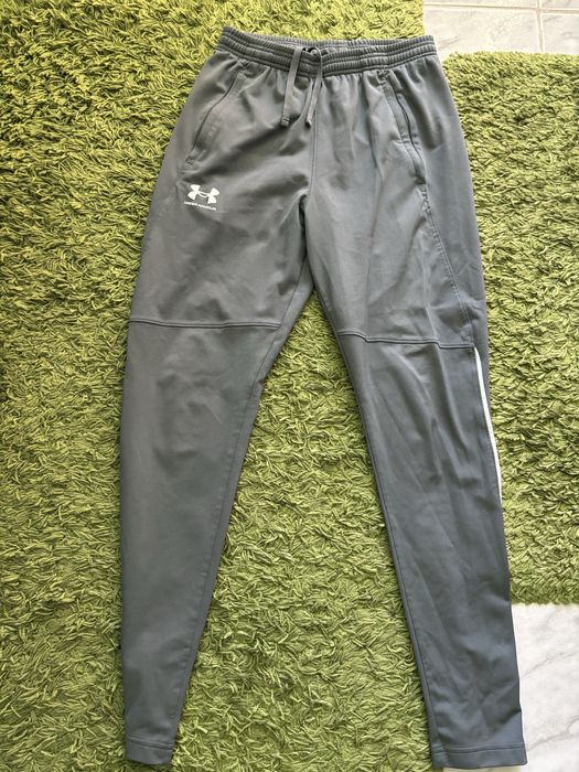 Under Armour M размер