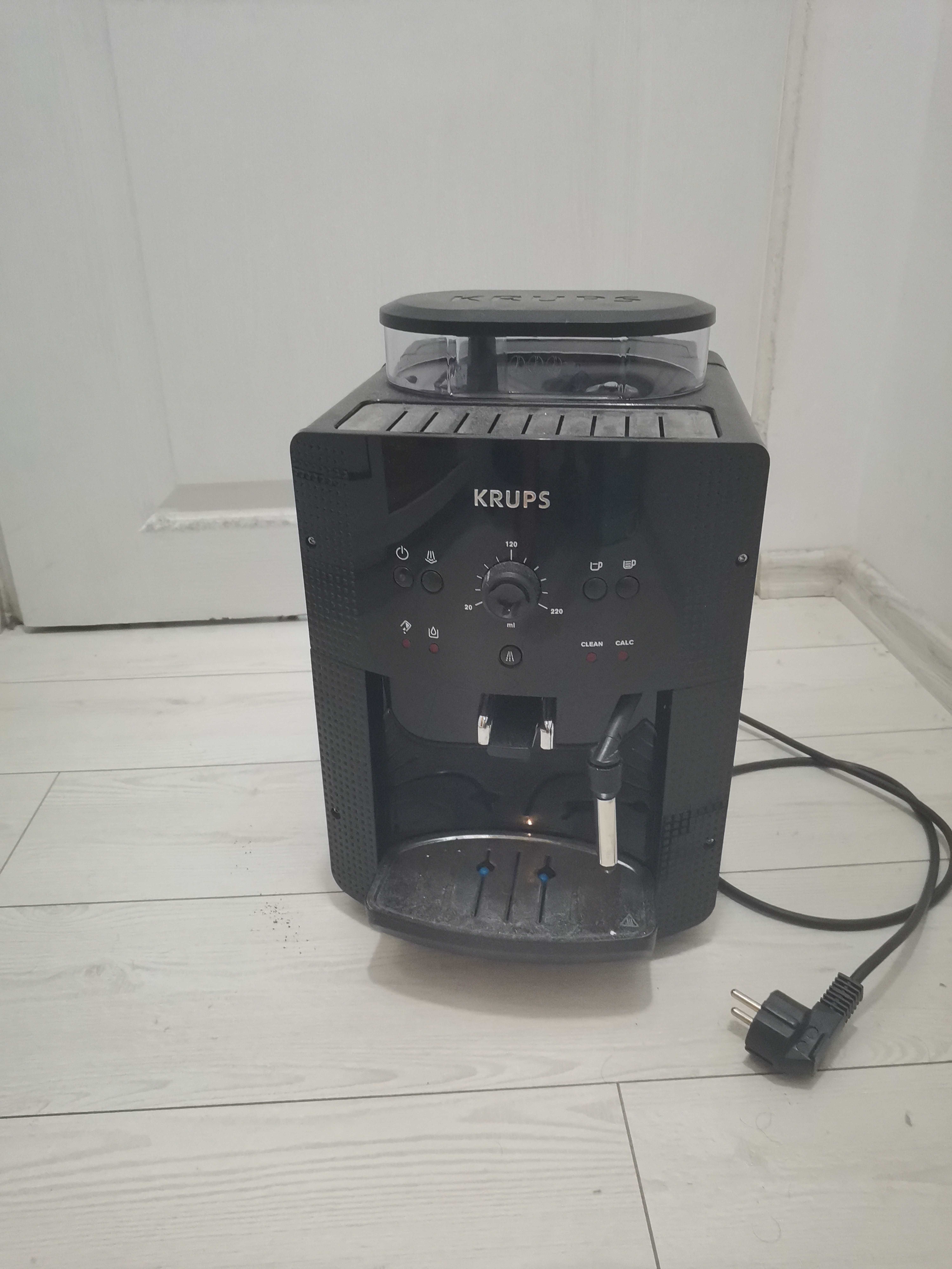 Продавам кафеавтомат Krups EA81