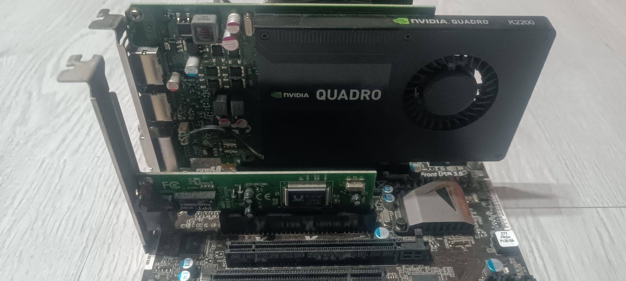 Дъно, процесор i5 , рам 16гб и видео nvidia quadro k2200