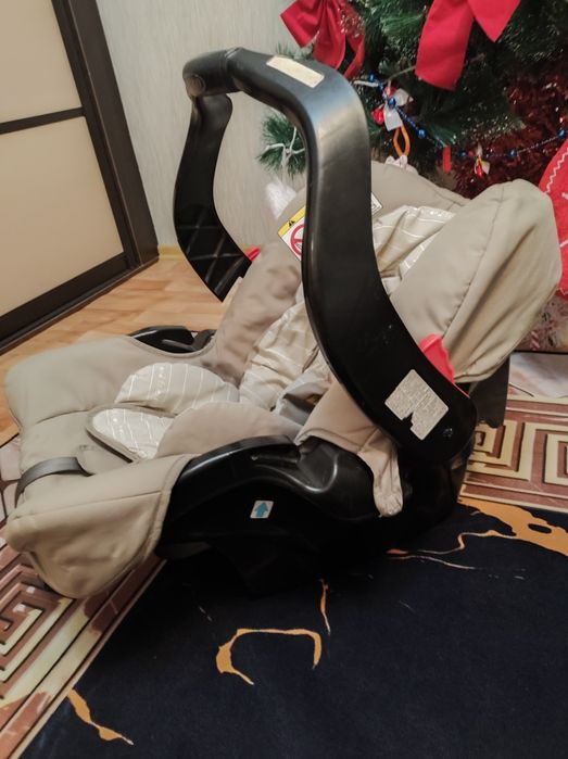 Автокресло-люлька