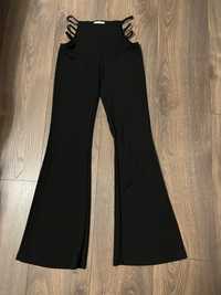 Черен официален панталон тип чарлстон с висока талия, размер С