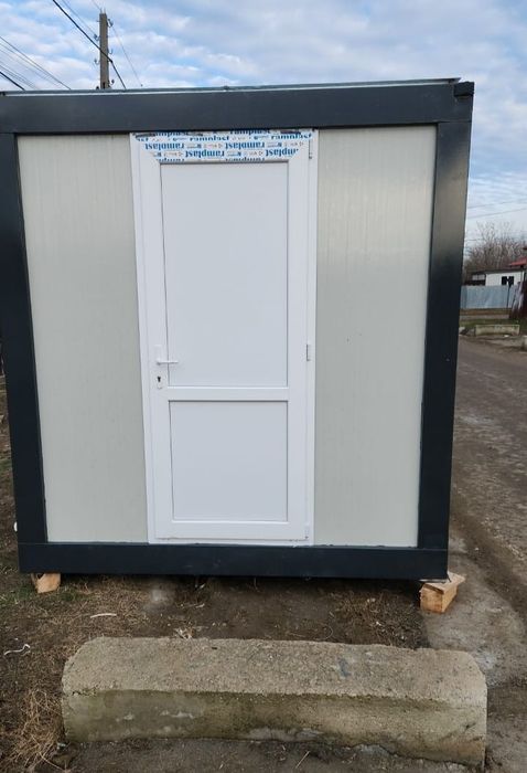 Vand containere modulare la super preț