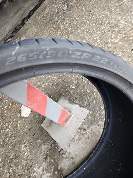 Pirelli 265/30 ZR 22 (97y)