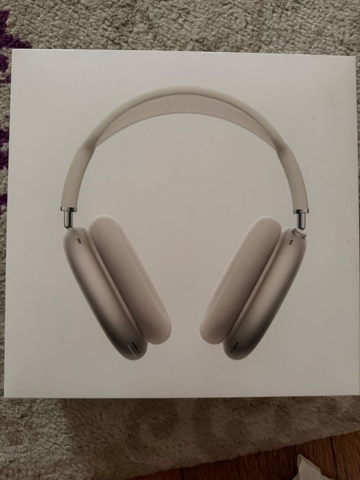 AirPods Max Starlight