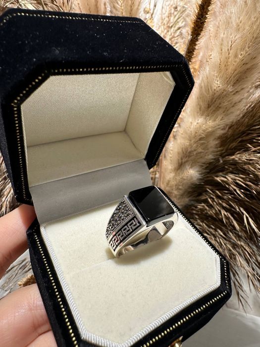 Серебряный перстень . Серебро 925 Доставка