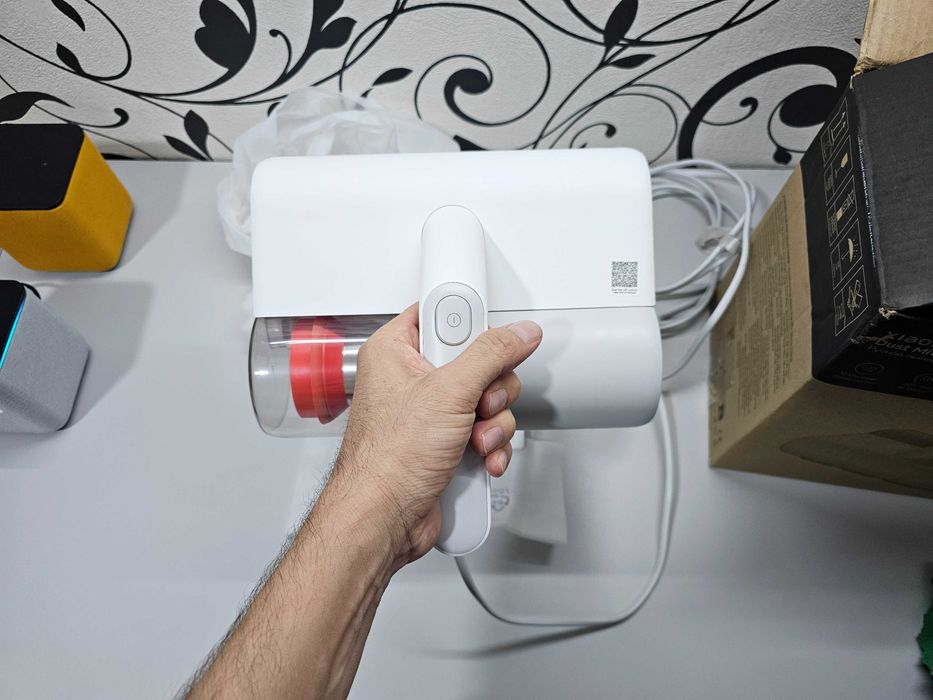 ПРОДАМ Xiaomi Dust Mite Vacuum Cleaner Ручной Пылесос ля Матрасов.