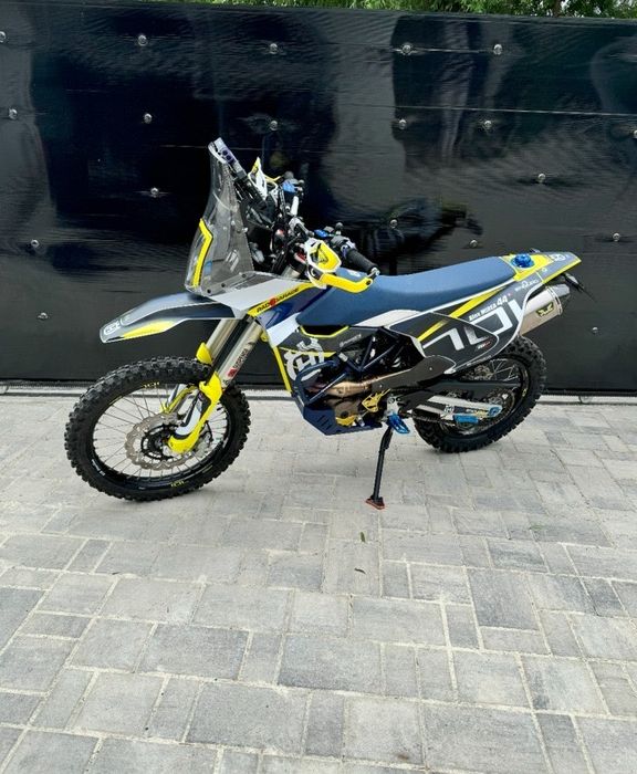 Motocicleta Husqvarna 701 Enduro 2024 Rally 5000 Km