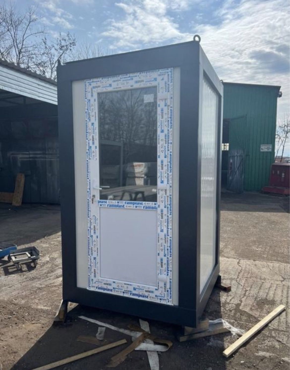 Container modulare