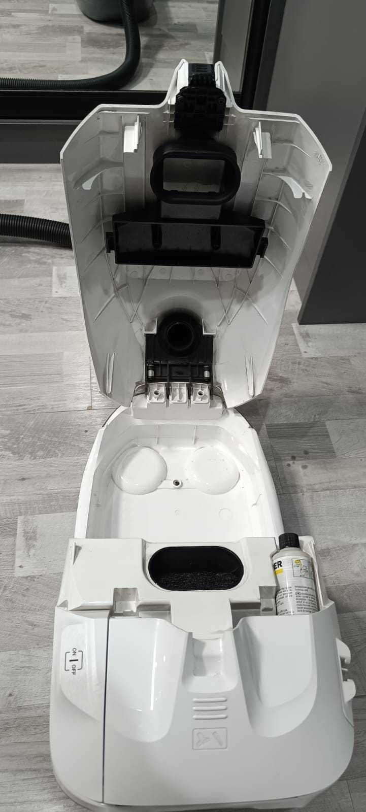 Продам мощный Пылесос с аквафильтром KARCHER DS6 Premium