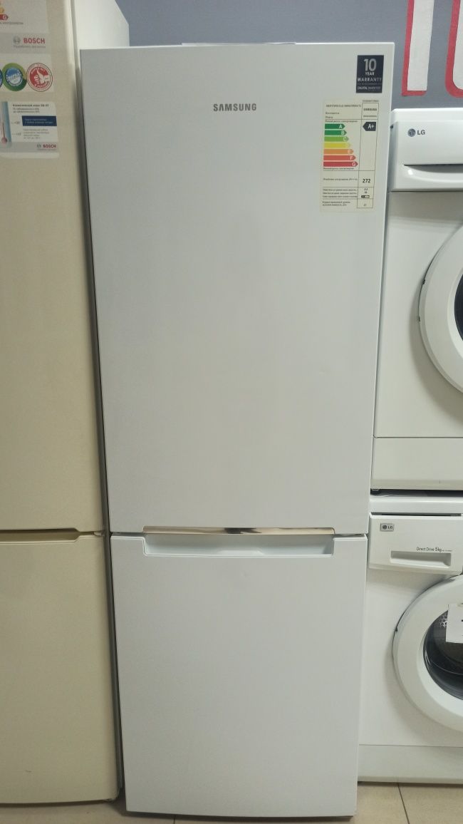 В наличии стиральные машины и холодильники