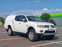 Mitsubishi L200 facelift euro 5 +hard-top automatic stare ff buna