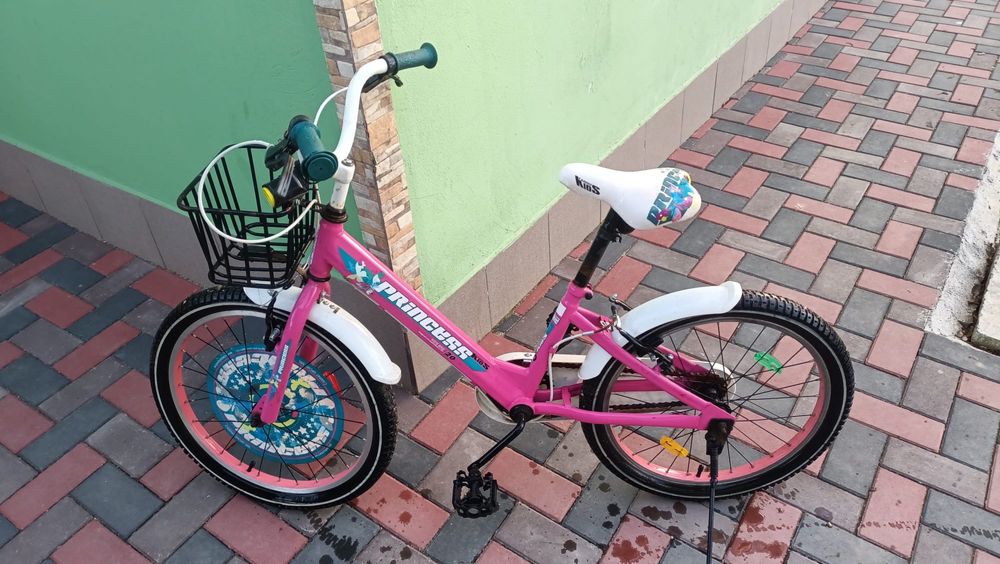 Vand bicicleta pentru copii