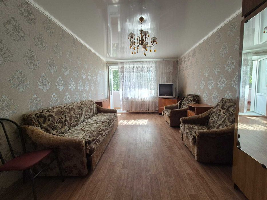 Продам 1 комнатную квартиру. 20 мкрн. Не угол