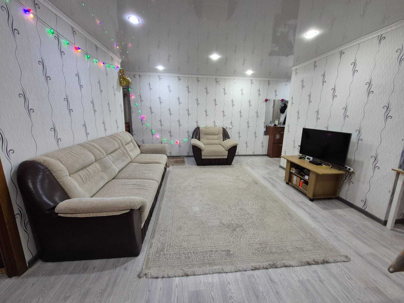 Продам 3 комнатную квариту р-н 2 гор. больницы