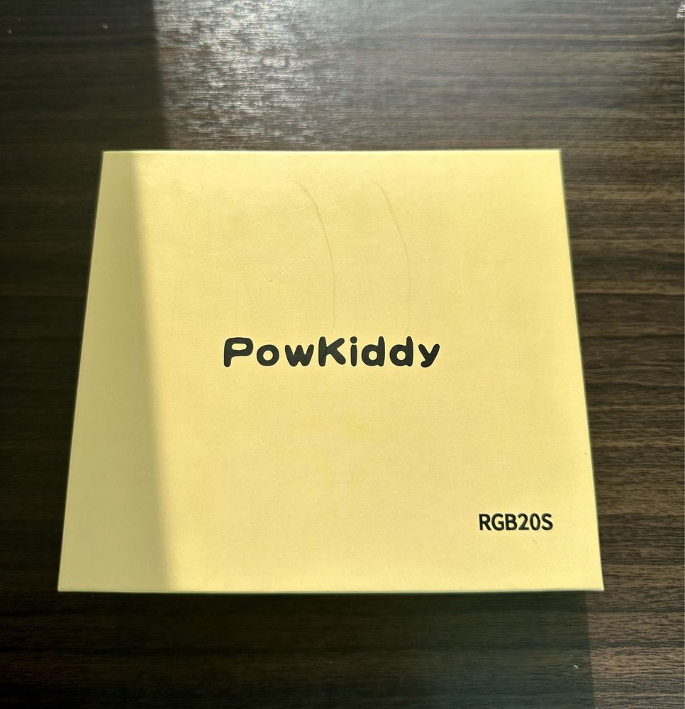 Портативная игровая консоль Powkiddy RGB20S