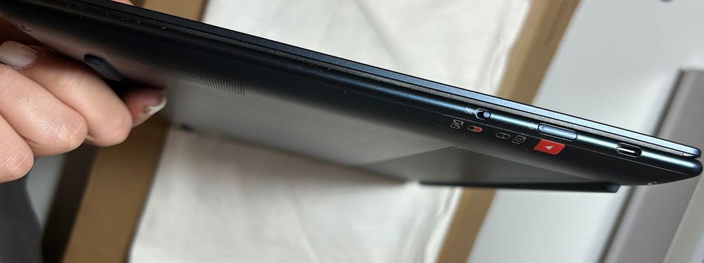 Laptop Lenovo Yoga Slim 7 14.5'' Touch-Snapdragon X Elite-32GB RAM-1TB