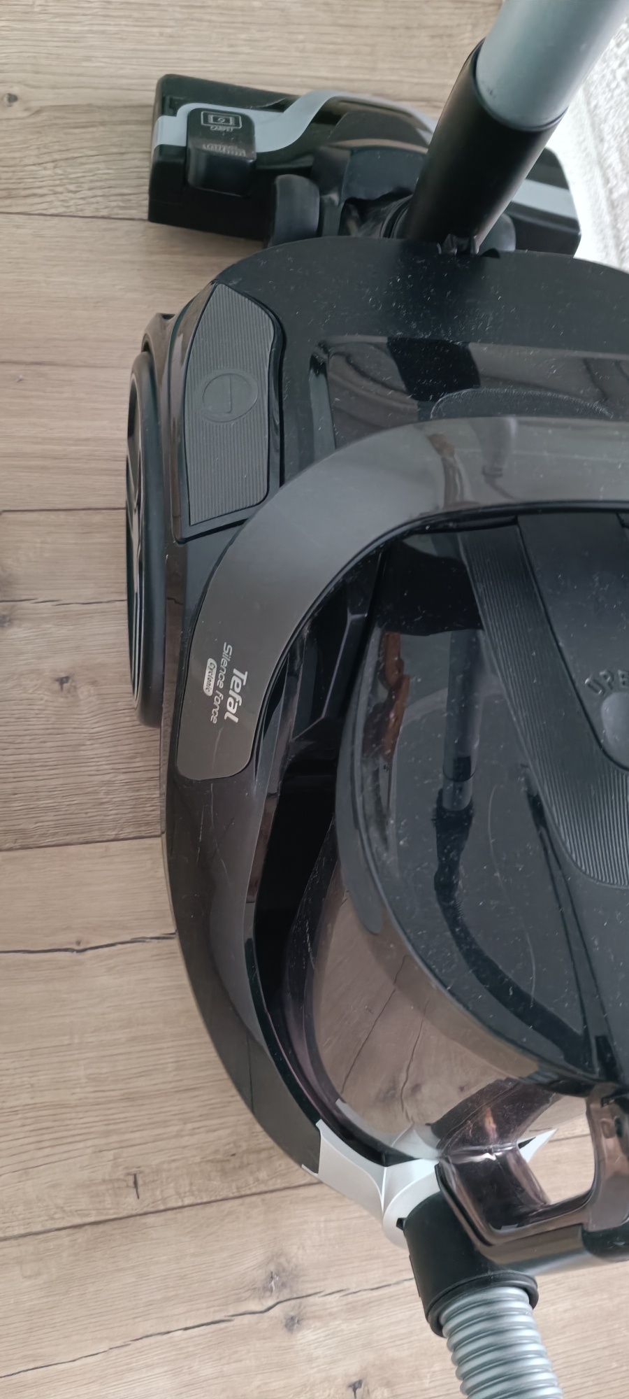 Пылесос Tefal Silence Force Cyclonic