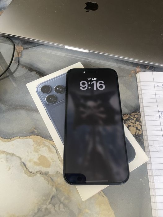 Iphone 17 pro max с гаранция