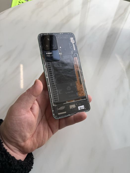 Продам Poco F4 или обмен полный комплет