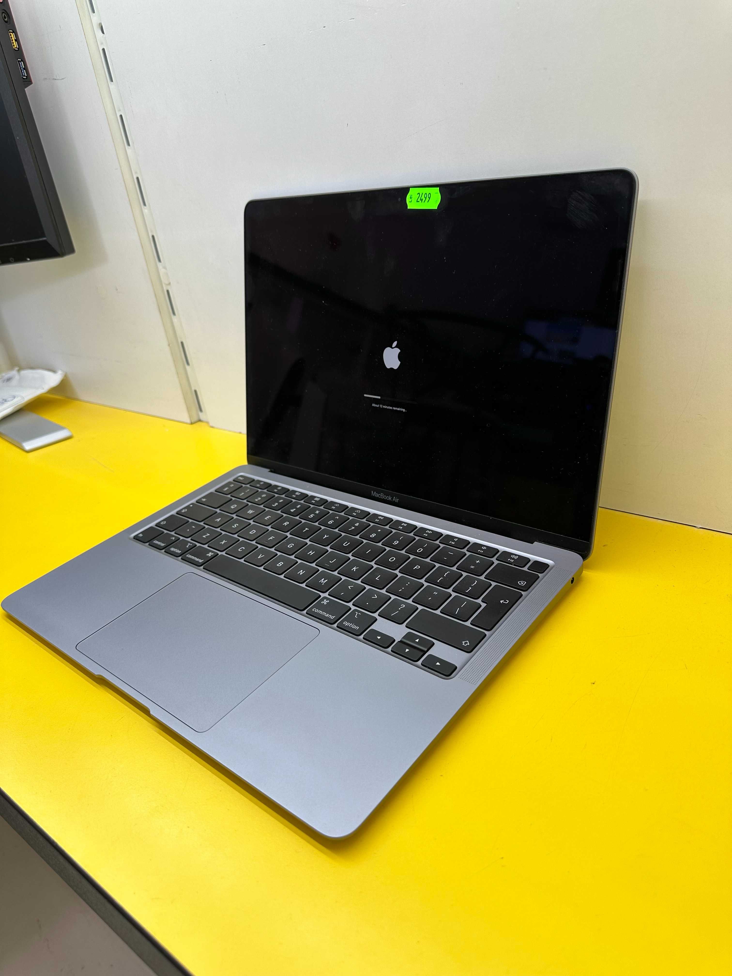 MacBook Air 13 A2179 i5 8 GB SSD 512 GB Garantie 12 luni CashBox