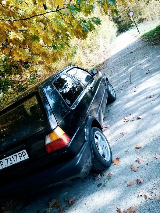 Продавам голф 2 1.3