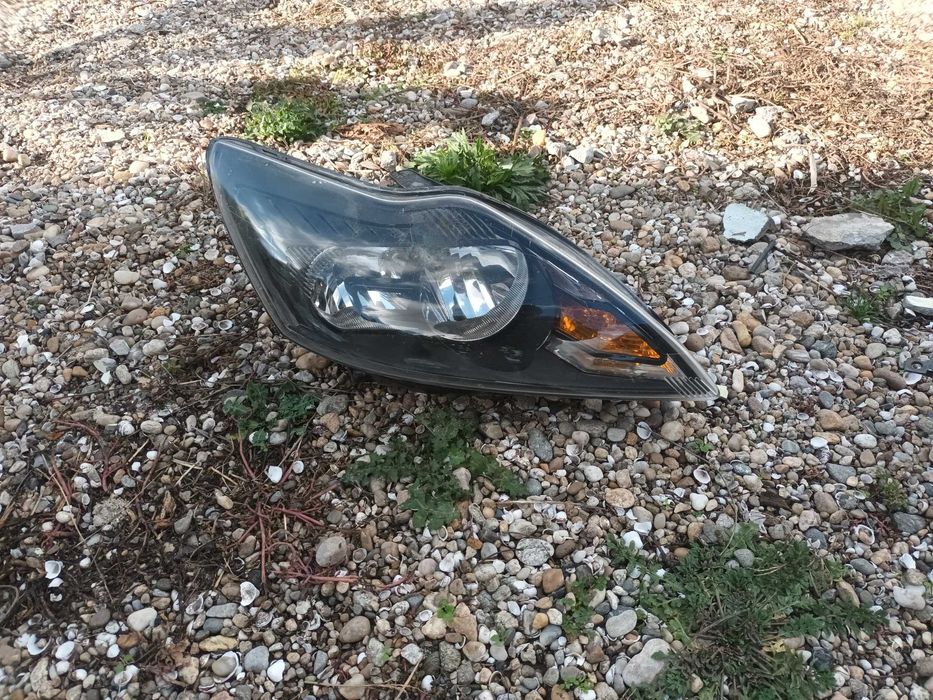 десен фар за форд фокус МК2 фейслифт 07 - 12 FORD FOKUS MK II FACELIFT