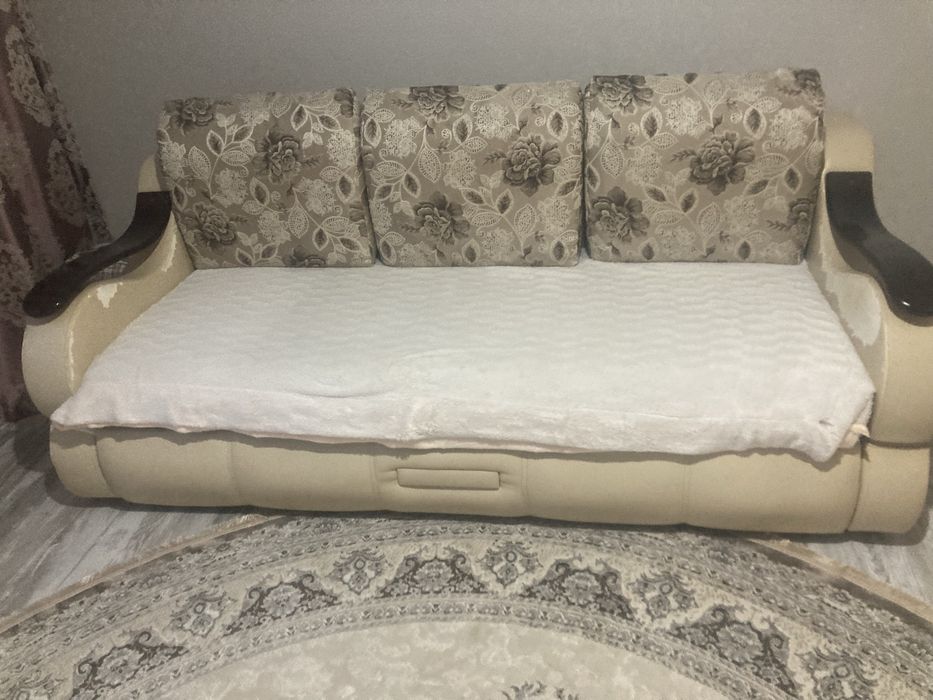 Продам диван. Диван сатылады