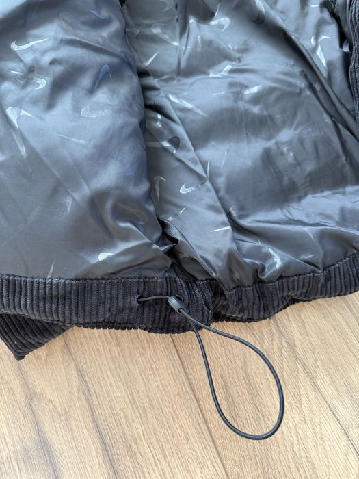 Оригинално дамско зимно яке NIKE, XS/S размер