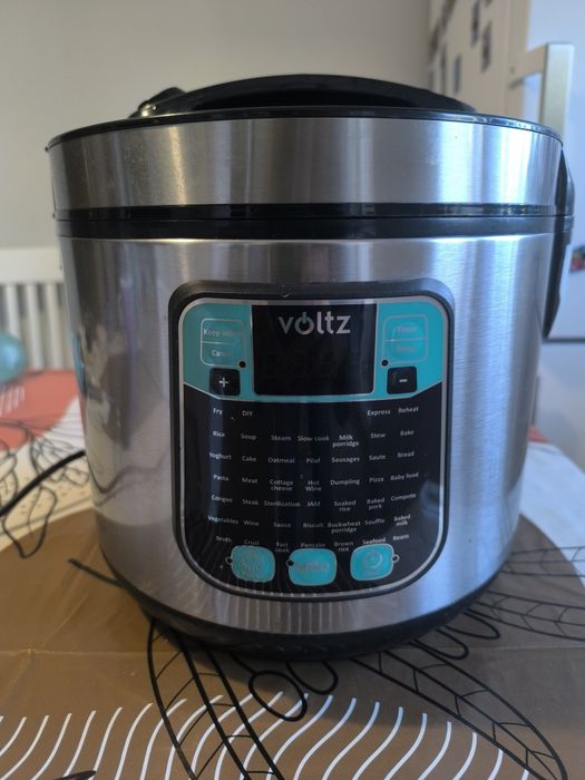 Мултикукър Voltz