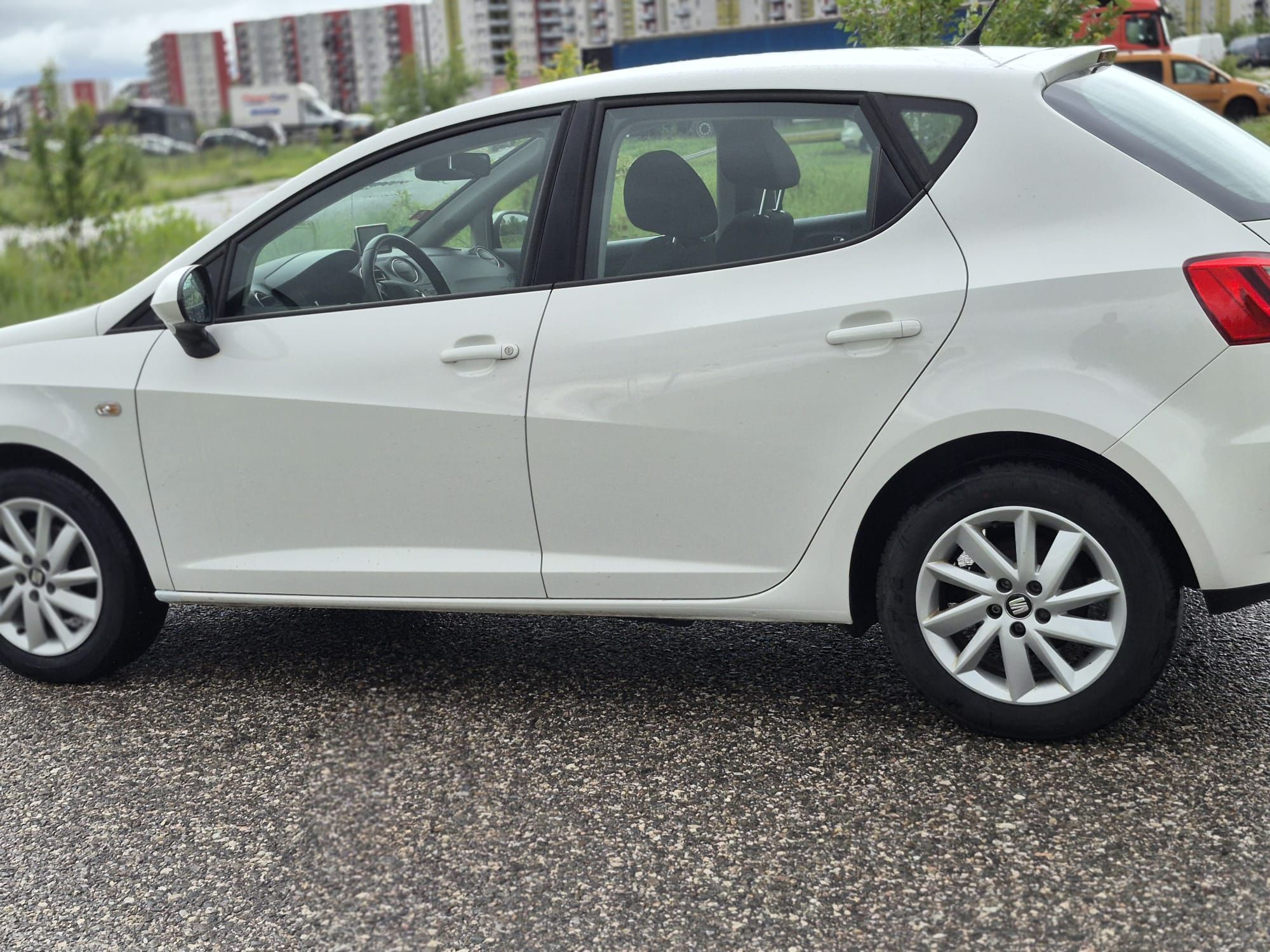 Seat ibiza benzina An 2015