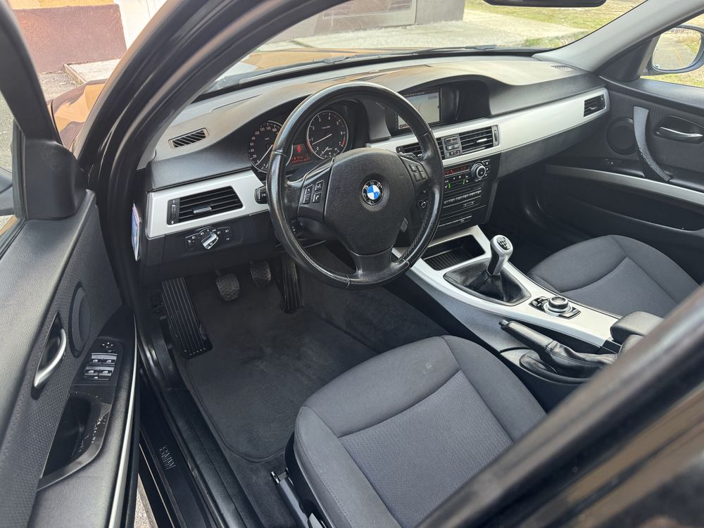 Bmw 318i 2010 euro 5