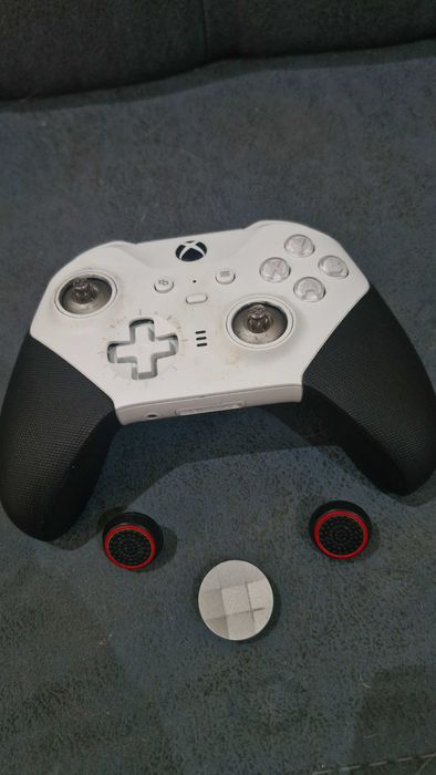 Xbox series s с джойстиком elite pro 2 + 1tbb  ssd в комплекте.
